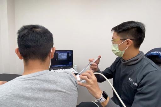 肩關節囊擴張術