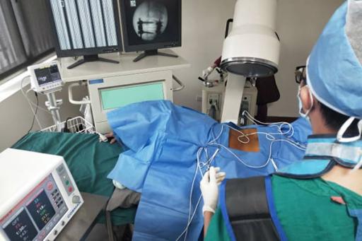 脊椎介入性疼痛治療